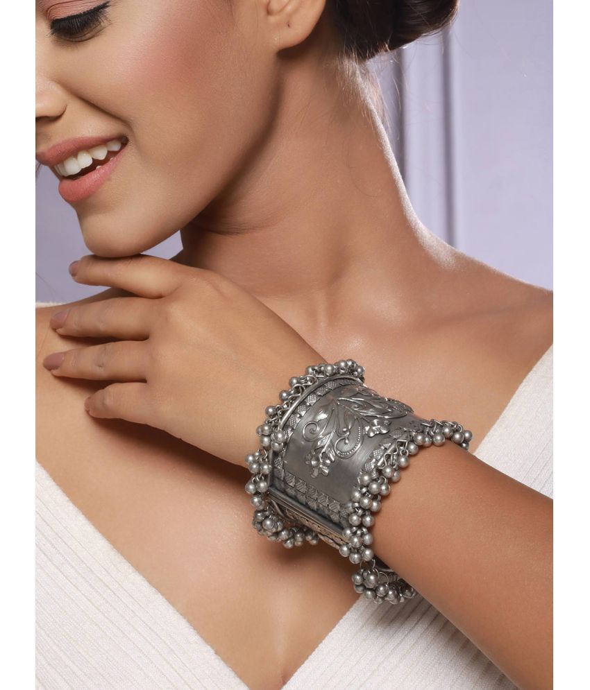     			AATMANA Silver Bracelet ( Pack of 1 )
