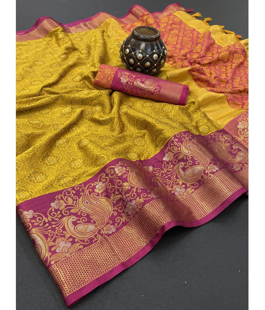     			Aika Silk Blend Embellished Saree With Blouse Piece - Rama ( Pack of 1 )