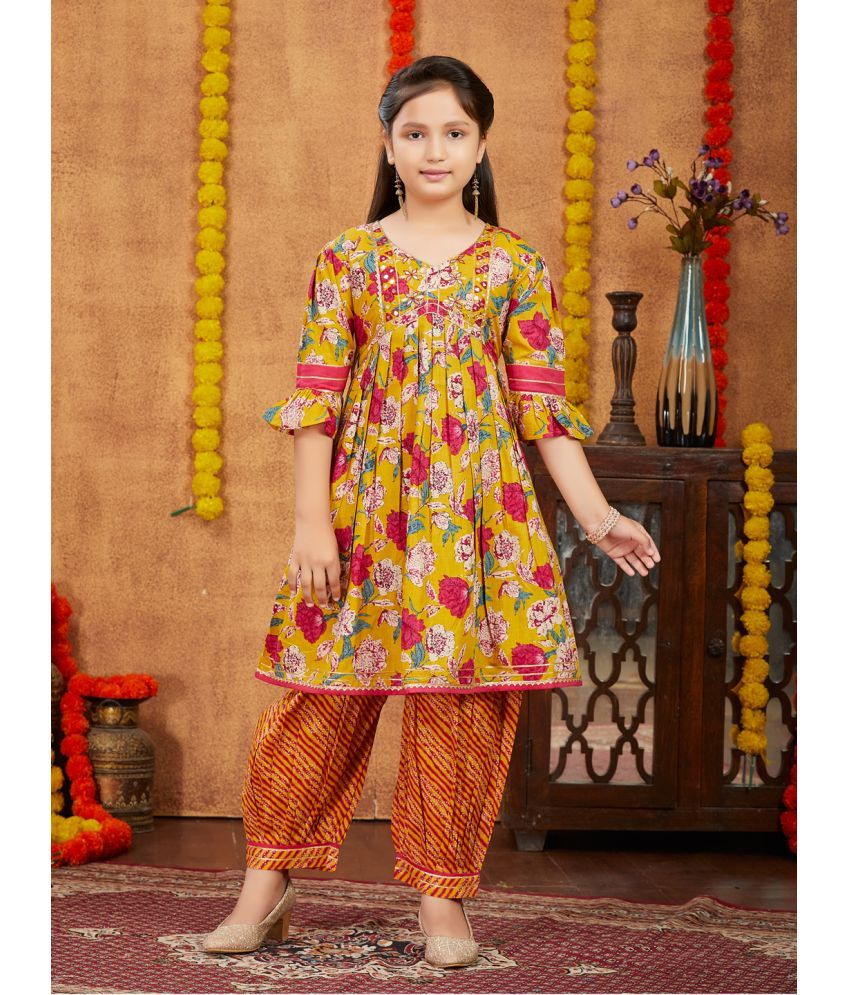     			Aarika Mustard Cotton Blend Girls Suit Sets ( Pack of 1 )