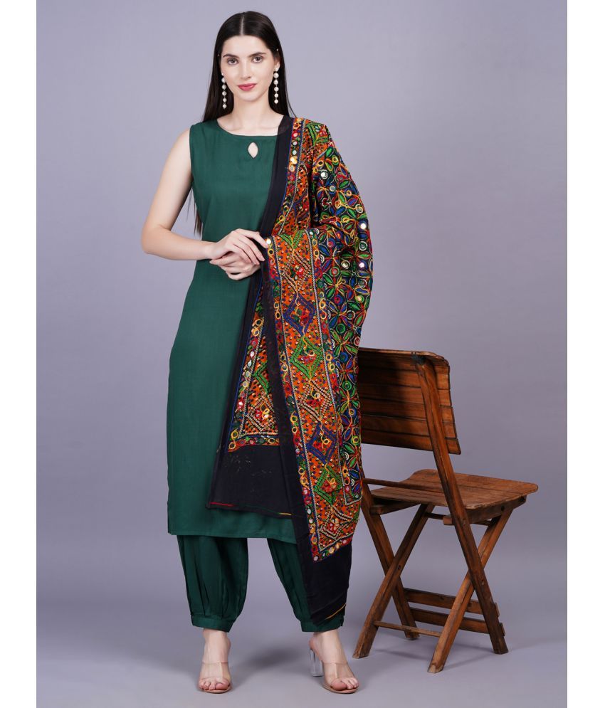     			JC4U Rayon Solid Kurti With Patiala Women's Stitched Salwar Suit - Green ( Pack of 1 )