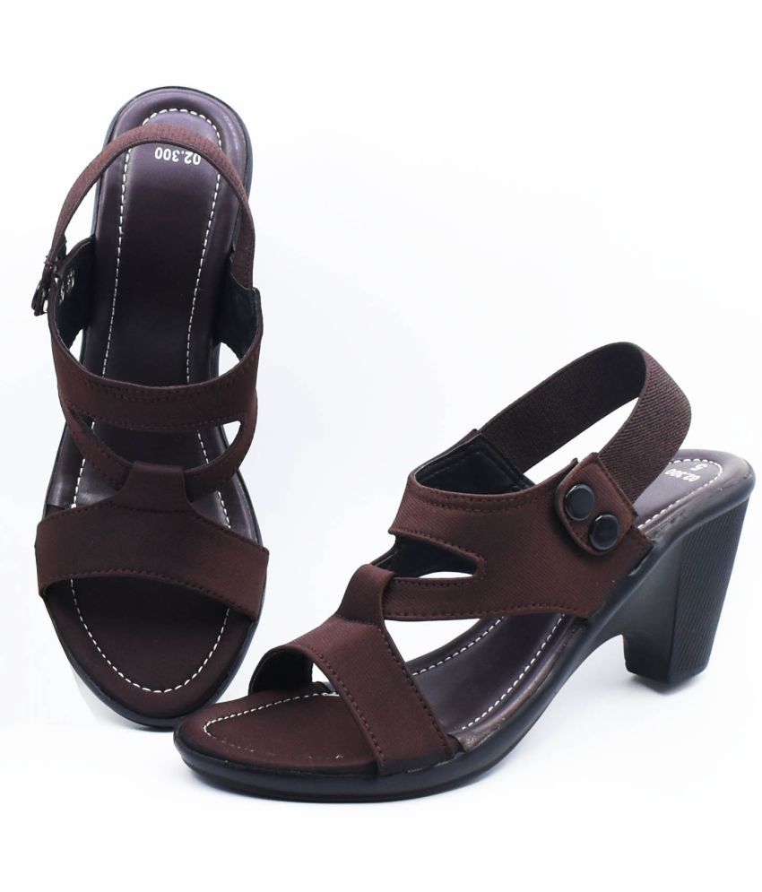     			HardForce Maroon Women's Sandal Heels