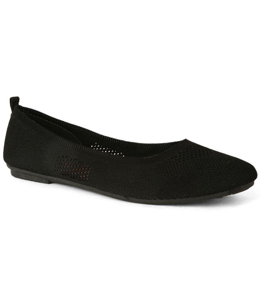     			Bata Black Women's Casual Ballerinas