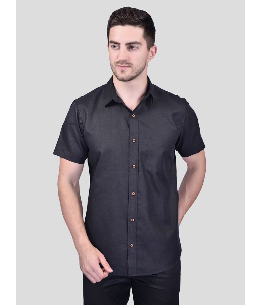     			PRINTCULTR Cotton Blend Regular Fit Solids Half Sleeves Men's Casual Shirt - Black ( Pack of 1 )