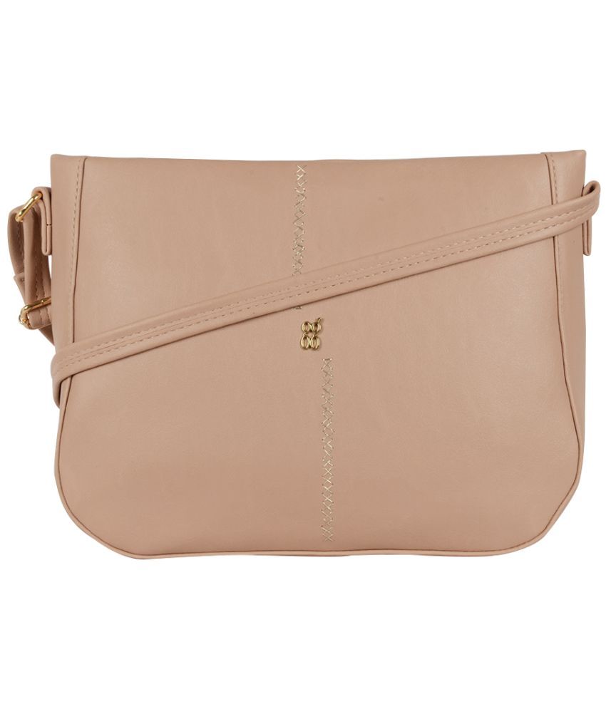     			Baggit Beige PU Handheld