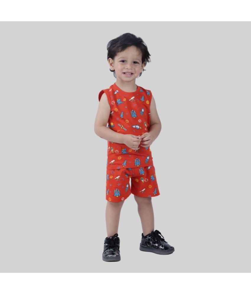     			Kidzee Kingdom Pack of 1 Boys Cotton T-Shirt & Shorts ( Red )