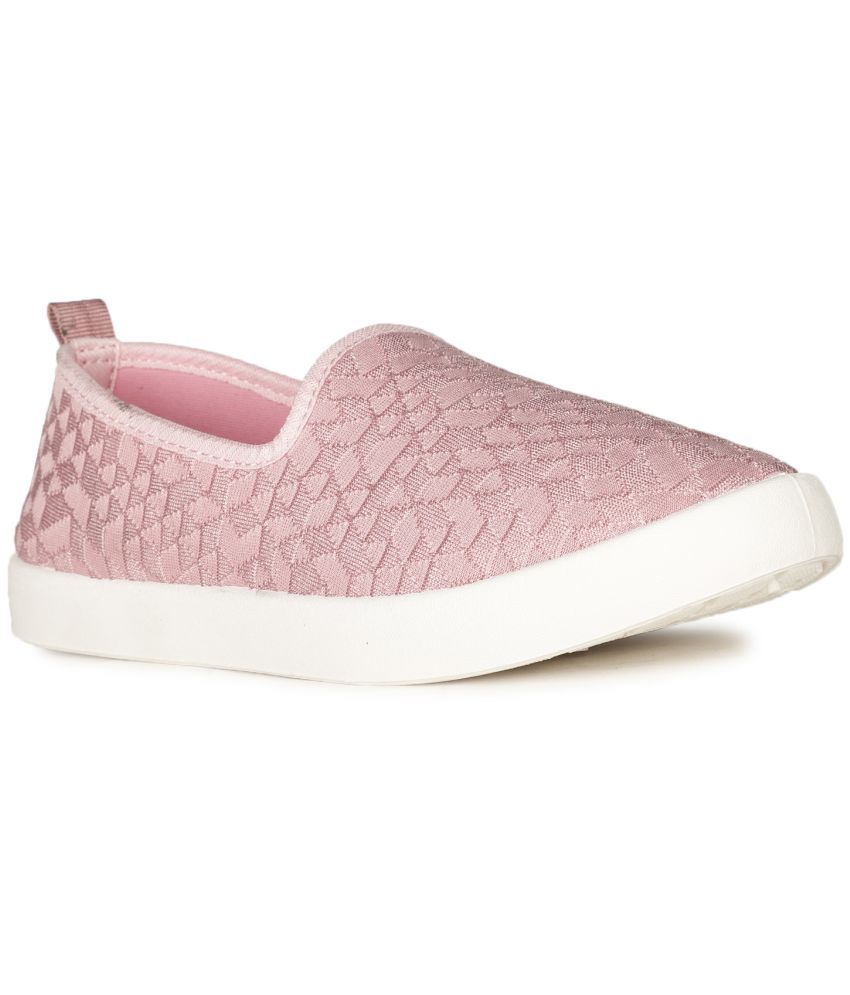     			Bata - Pink Women's Running Shoes