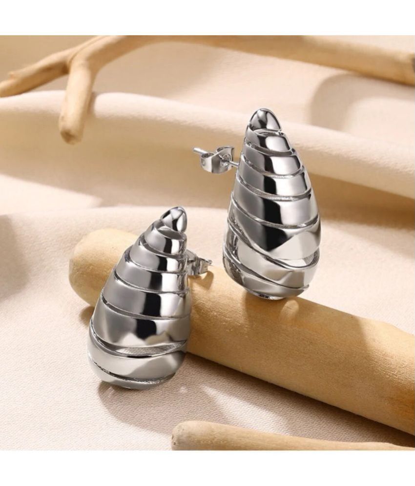     			FASHION FRILL Silver Stud Earrings ( Pack of 2 )