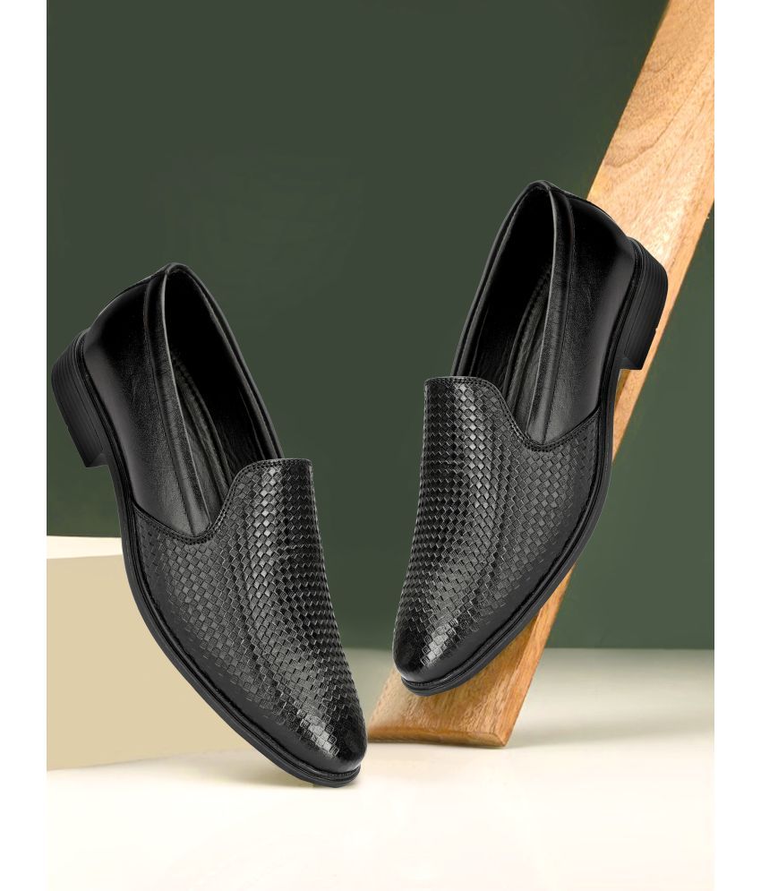     			Buxton Black Men's Slip On Formal Shoes