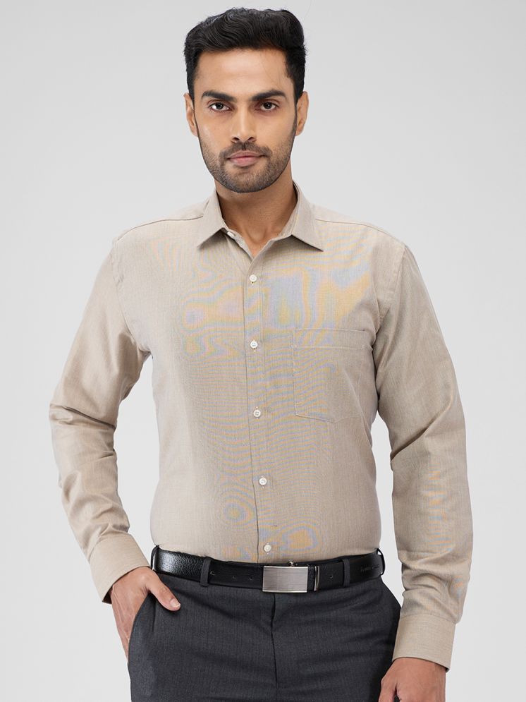     			Park Avenue Cotton Blend Slim Fit Full Sleeves Men's Formal Shirt - Brown ( Pack of 1 )