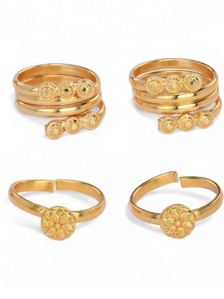     			AanyaCentric Gold Toe Rings ( Pack of 2 )