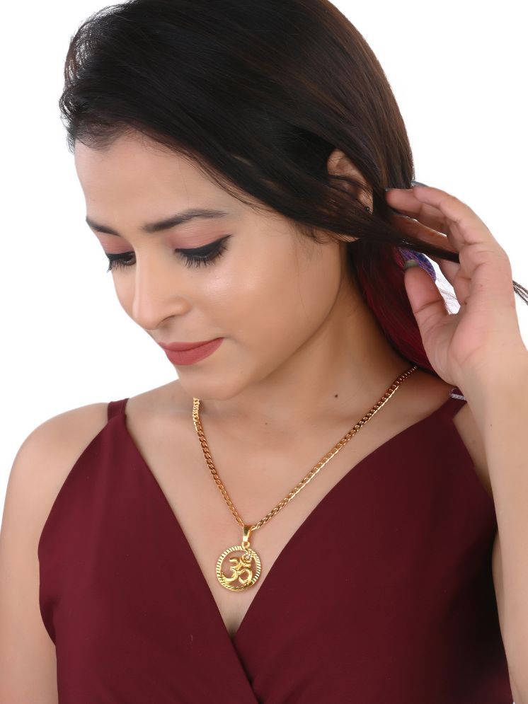     			AanyaCentric Golden Pendant set ( Pack of 1 )