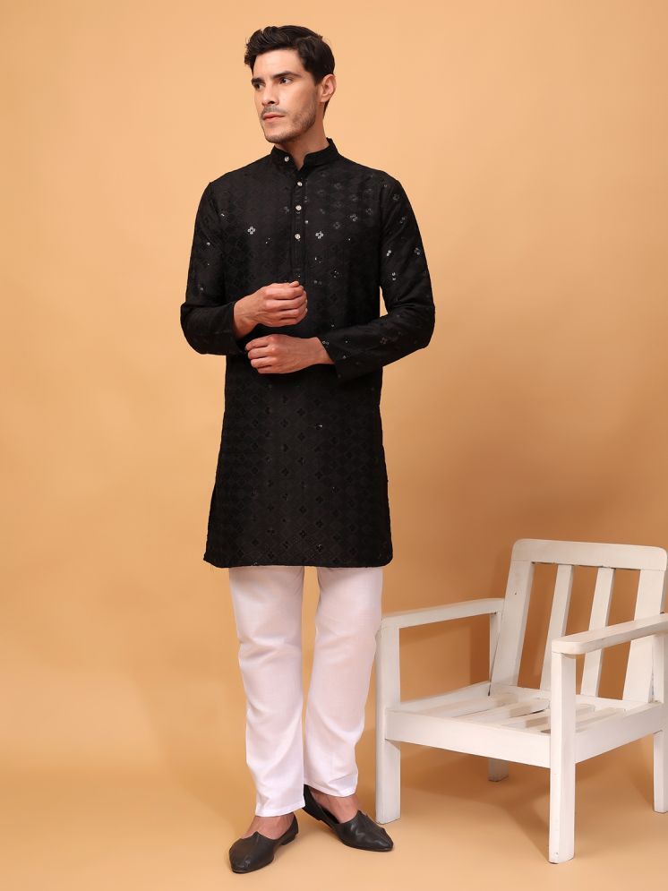     			Hangup Black Rayon Regular Fit Men's Kurta Pyjama Set ( Pack of 1 )