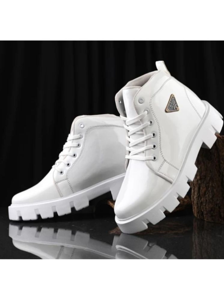     			NARKI Casual boot for men White Men's Lifestyle Shoes