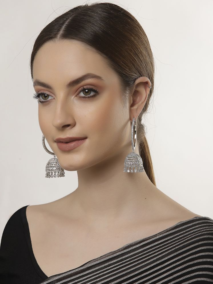     			Zeneme Silver Hoops Earrings ( Pack of 1 )