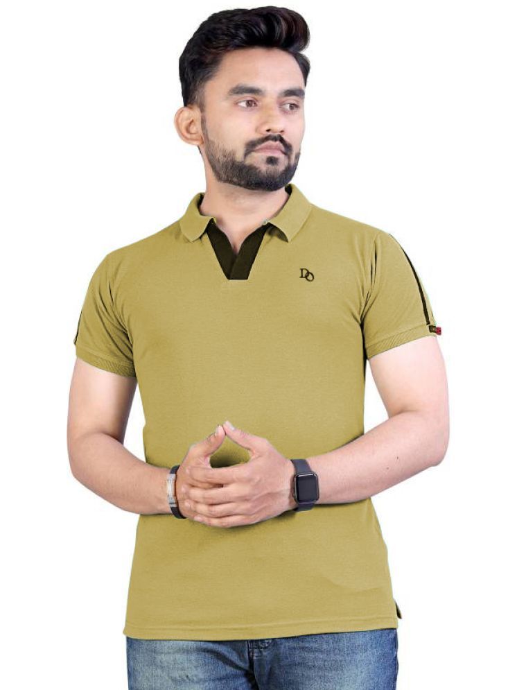     			DAAWEAR OUTFITS Lycra Regular Fit Solid Half Sleeves Men's Polo T Shirt - Camel ( Pack of 1 )