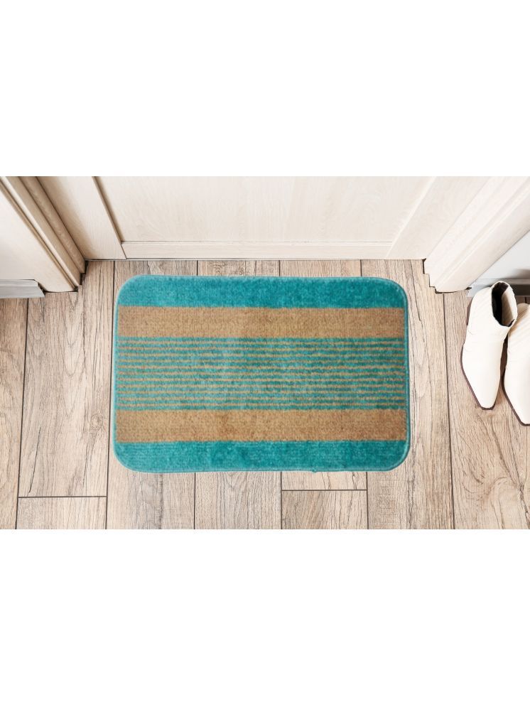     			UrbanArts Anti-skid Microfibre Bath Mat 40x60 cm ( Pack of 1 ) - Multi