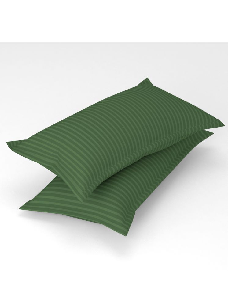     			gharsaaz - Pack of 2 Poly Cotton Vertical Striped Standard Size Pillow Cover ( 68.58 cm(27) x 43.18 cm(17) ) - Green