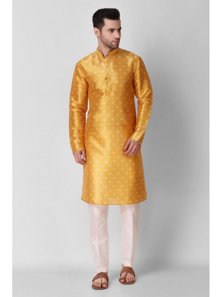     			koshin Yellow Silk Men's Regular Kurta ( Pack of 1 )