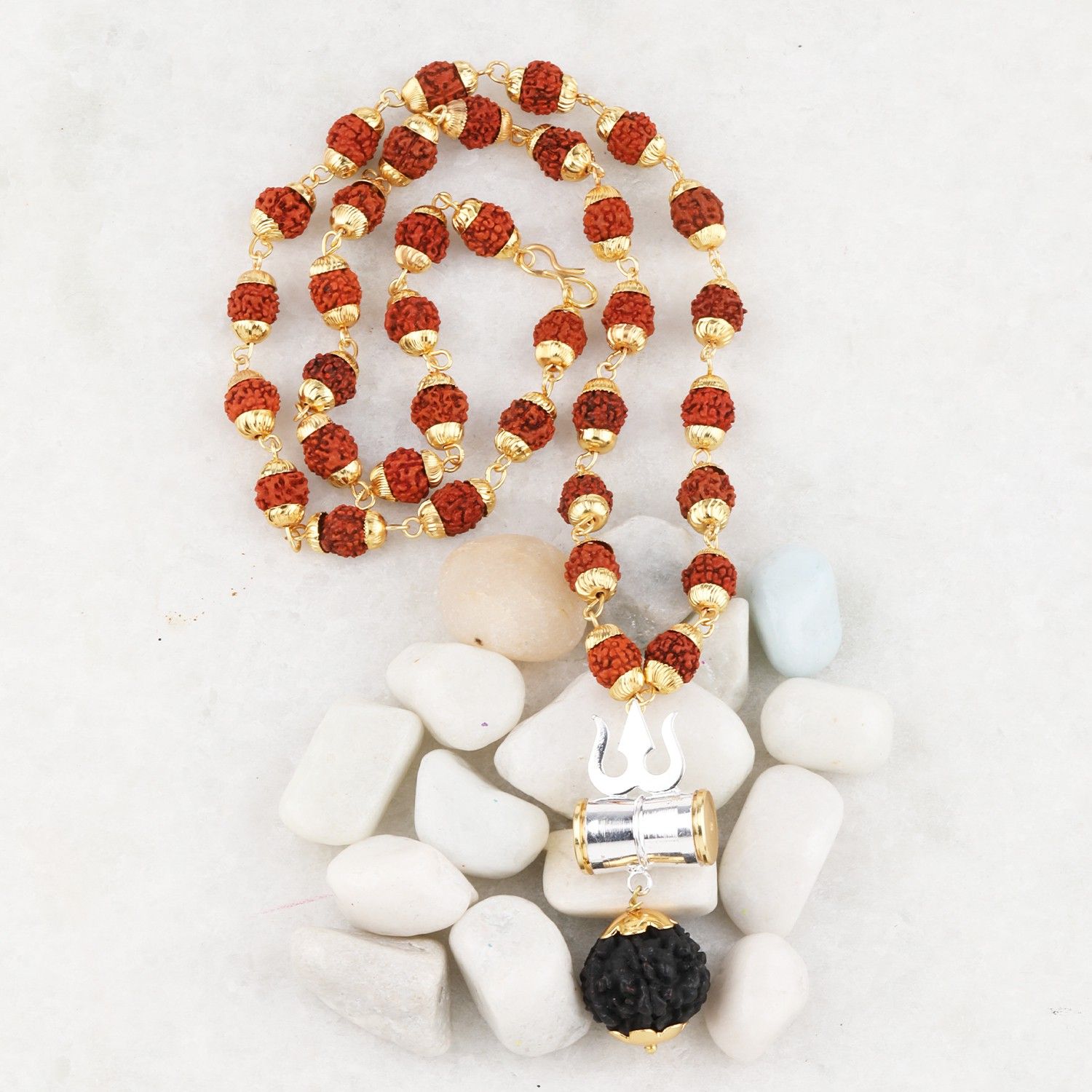     			DvR ClicK Pooja Rudraksh Om Gold Pendant Mala 8 MM (36 Beads)