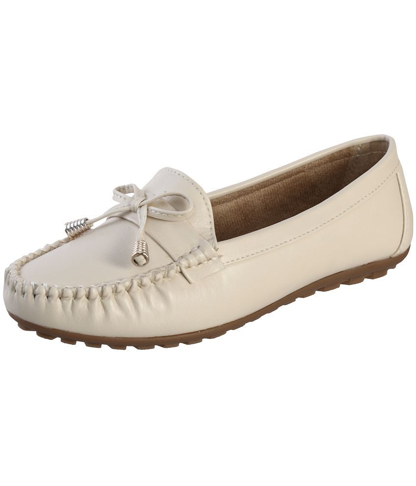     			Catbird Cream Women's Loafers