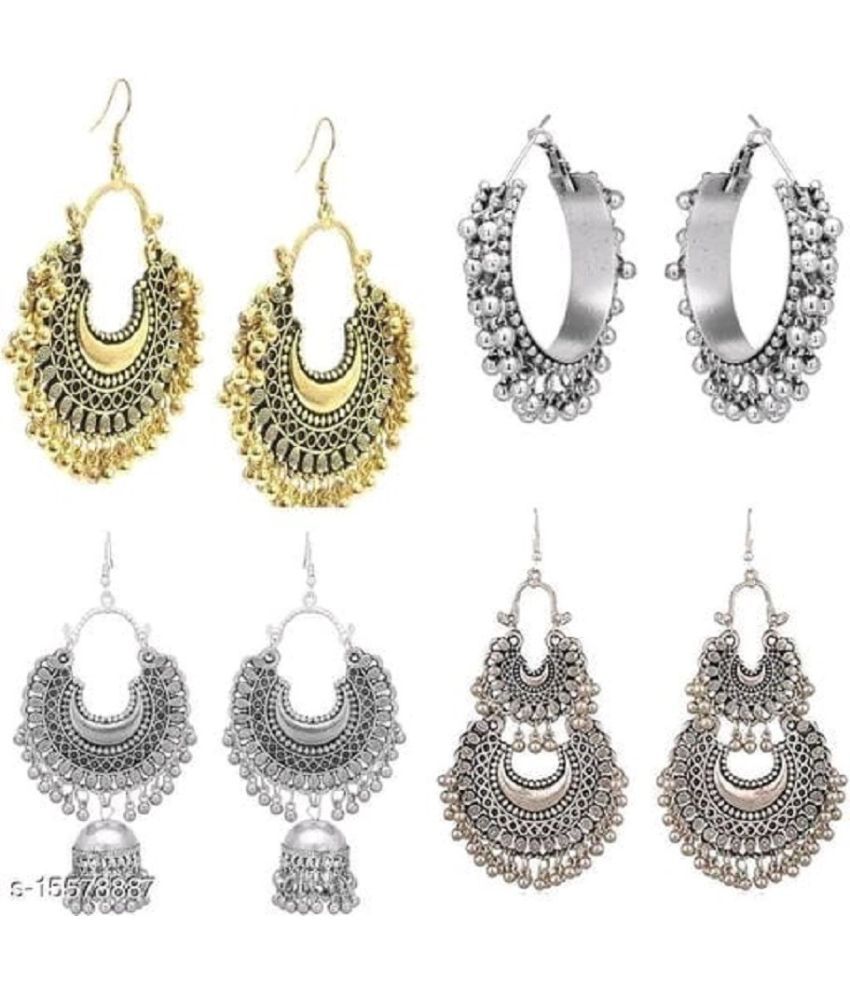     			Samridhi DC Silver Chandbalis Earrings ( Pack of 1 )