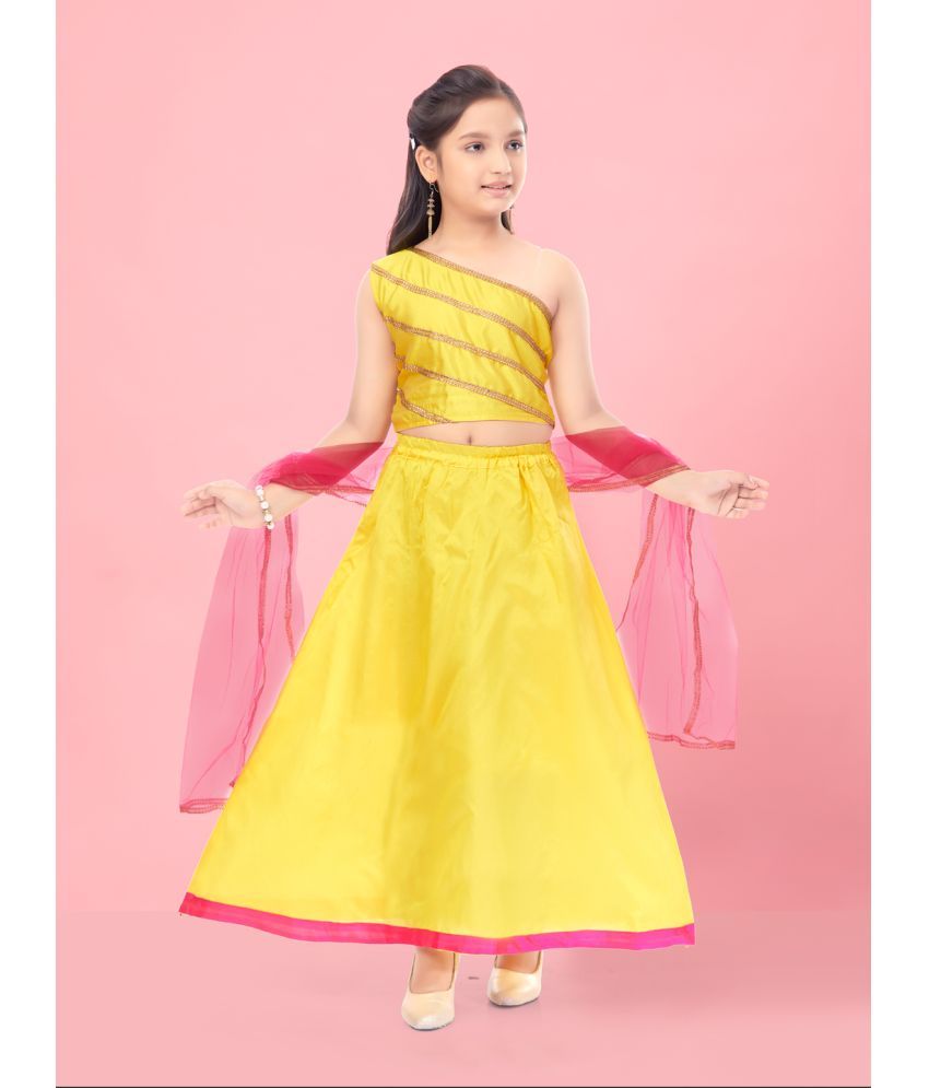     			Aarika Yellow Silk Girls Lehenga Choli Set ( Pack of 1 )