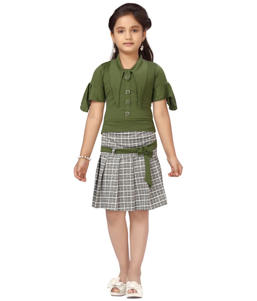     			Aarika Green Cotton Blend Girls Top With Skirt ( Pack of 1 )