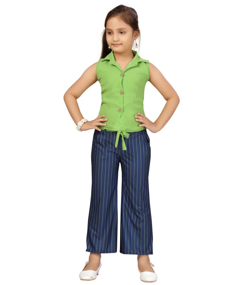     			Aarika Green Cotton Blend Girls Top With Pants ( Pack of 1 )