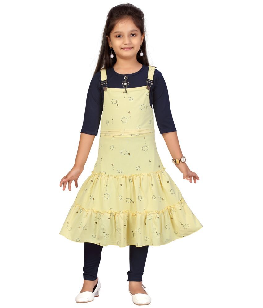     			Aarika - Yellow Cotton Blend Girls Dungarees ( Pack of 1 )