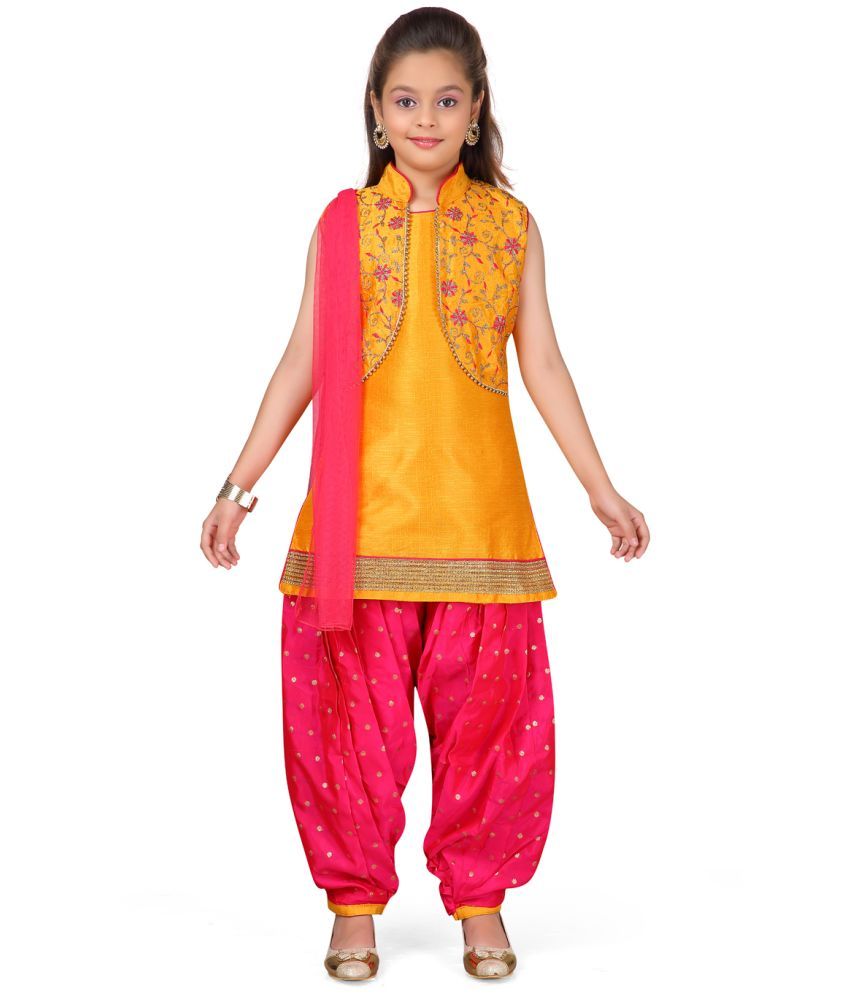     			Aarika Girls Silk Patiala Kurta Set ( Pack of 1 , Yellow )