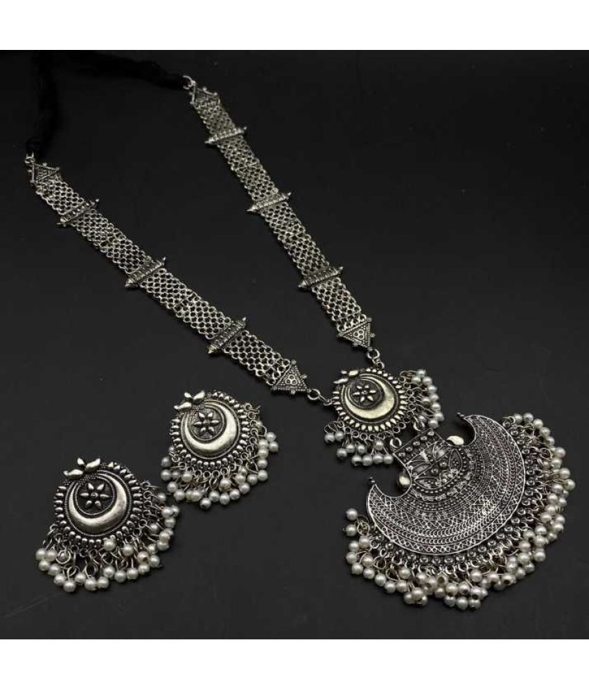     			Sunhari Jewels Silver Alloy Necklace Set ( Pack of 1 )