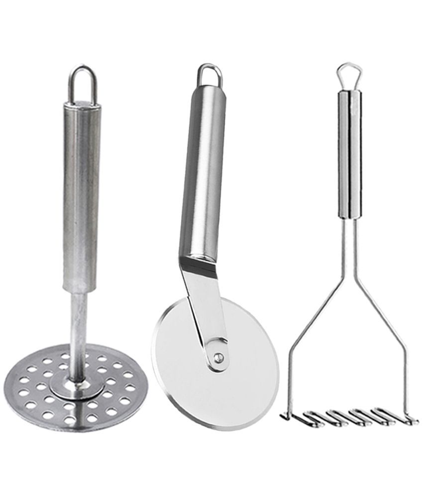     			OC9 Silver Stainless Steel 2 Masher+Pizza Cutter ( Set of 3 )