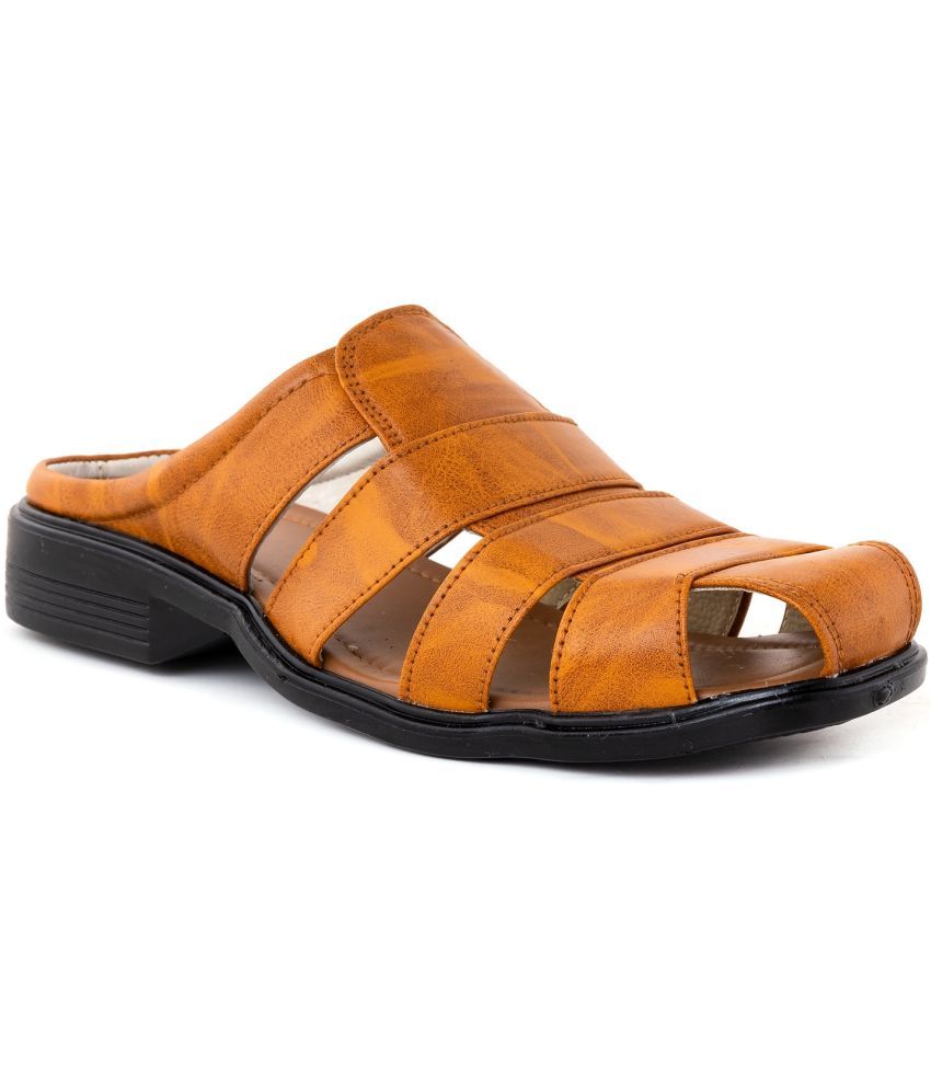     			INFINITRENZ - Beige Men's Sandals