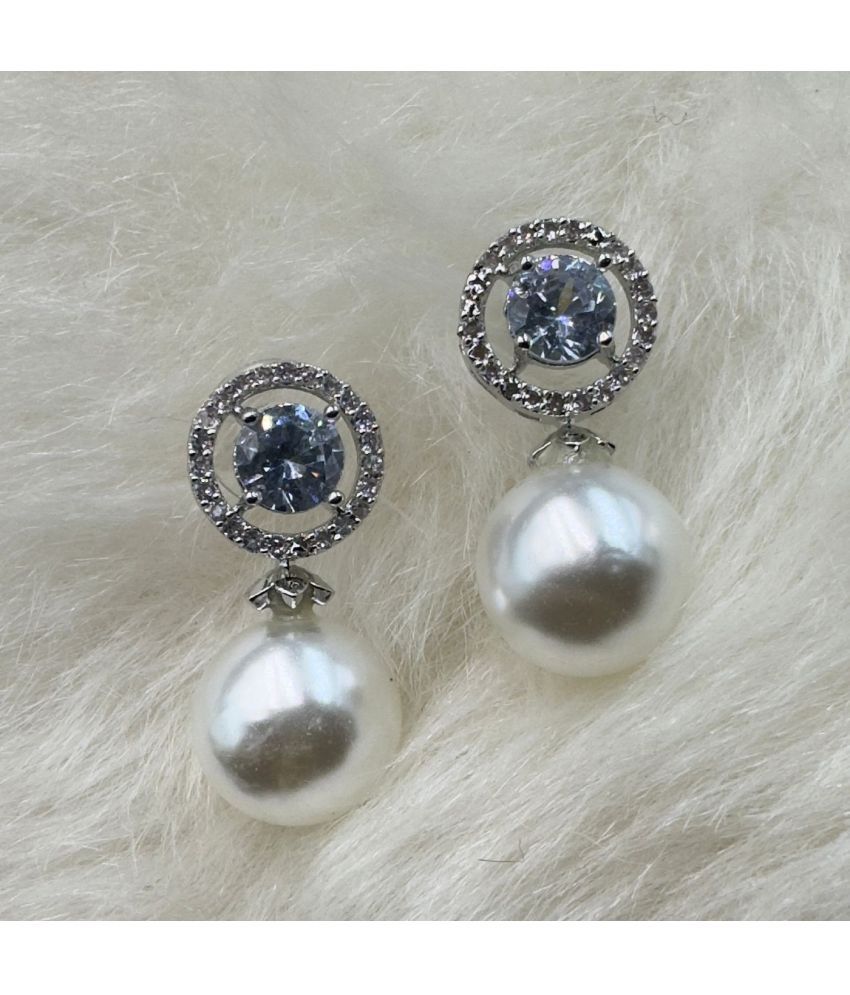     			Charms White Pearl Earrings ( Pack of 1 )