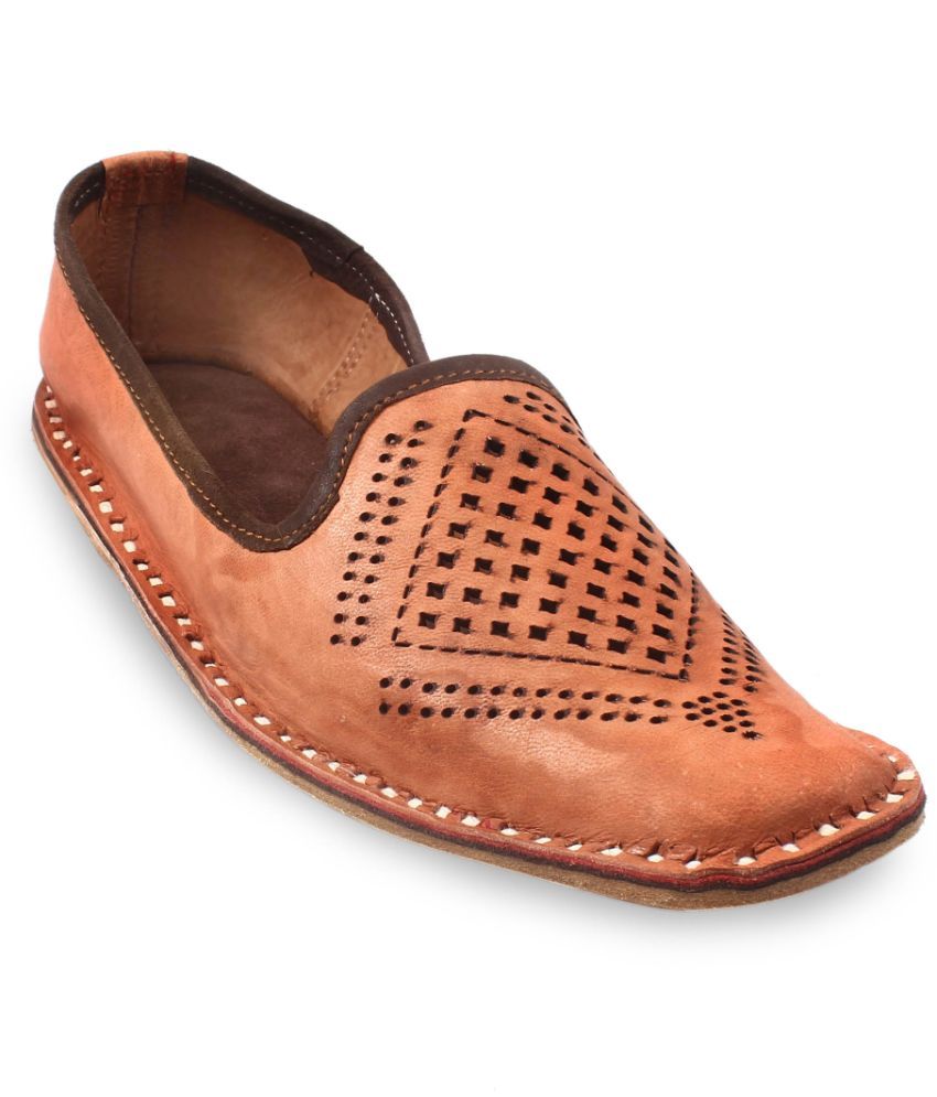     			rajeraj Rose Gold Men's Jutti