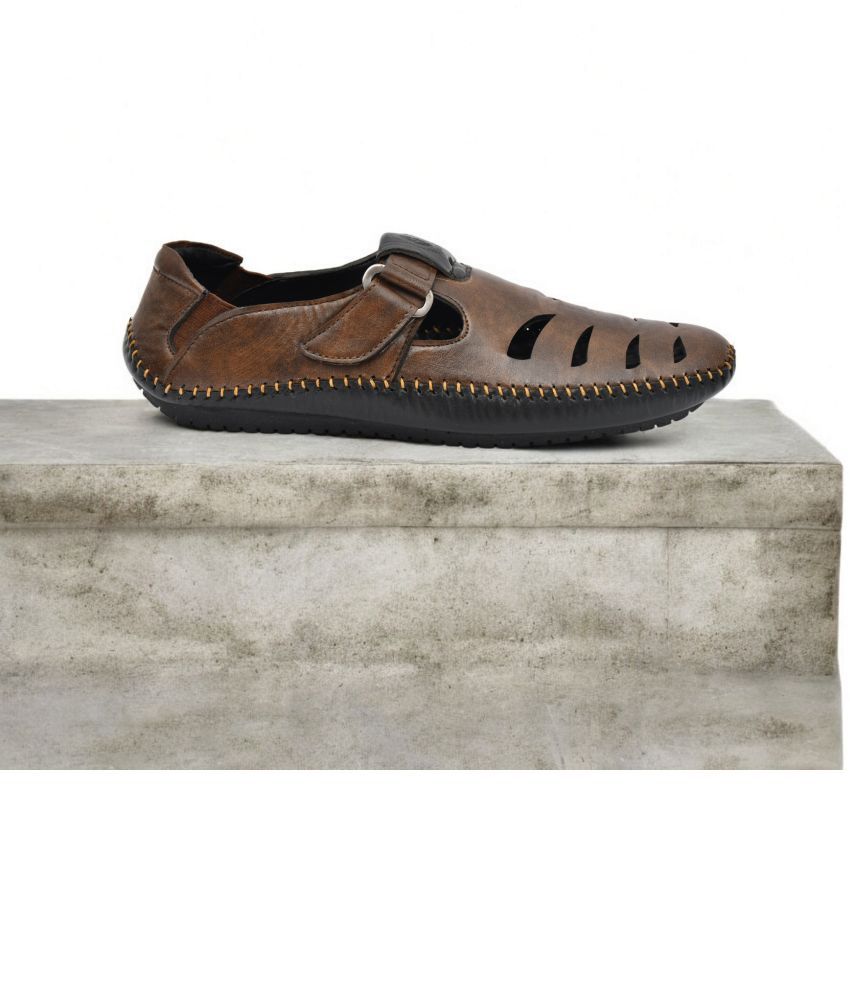     			Akiko - Brown Men's Sandals