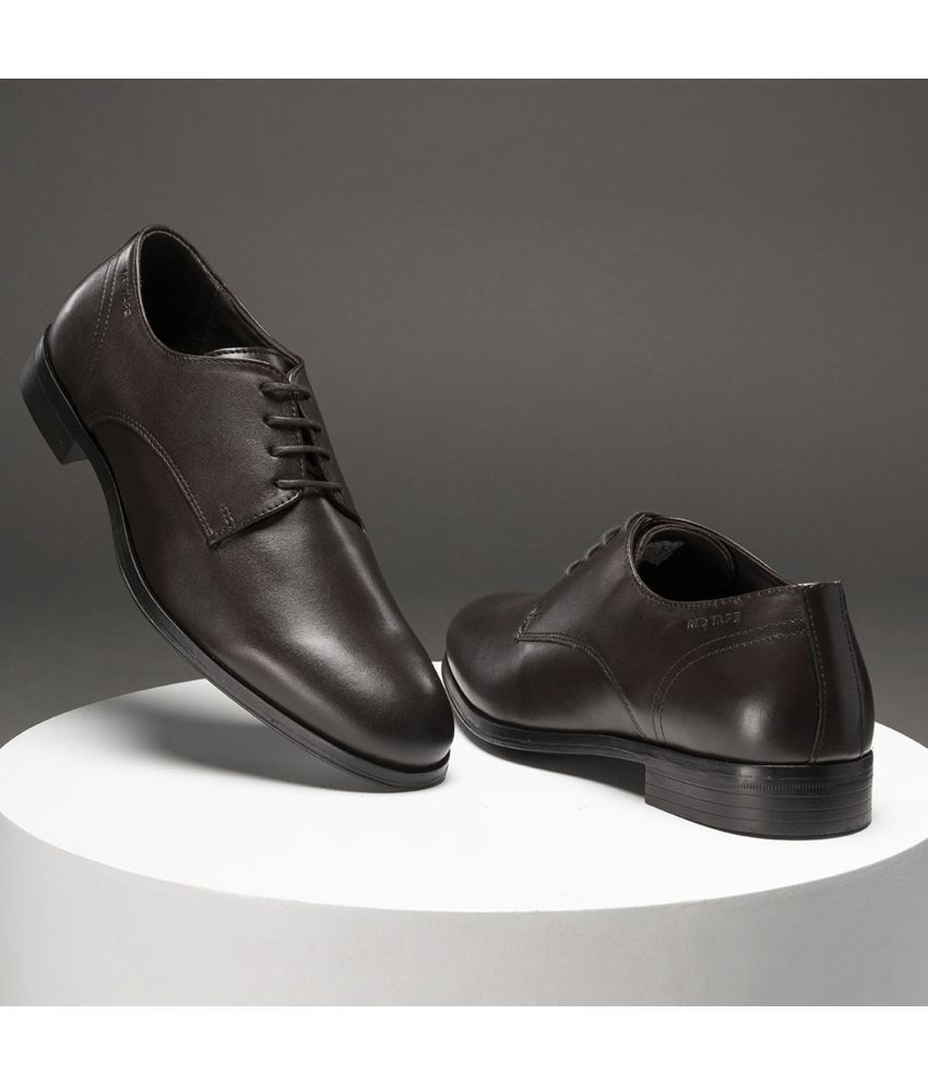     			Red Tape Brown Men's Derby Formal Shoes