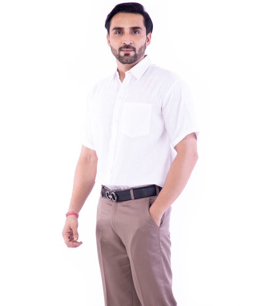     			DESHBANDHU DBK Cotton Blend Regular Fit Half Sleeves Men's Formal Shirt - White ( Pack of 1 )