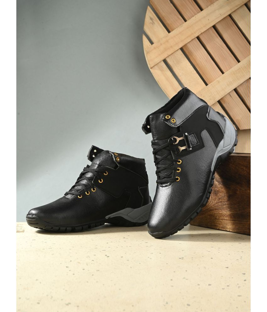     			Big Fox Black Men's Lifestyle Shoes