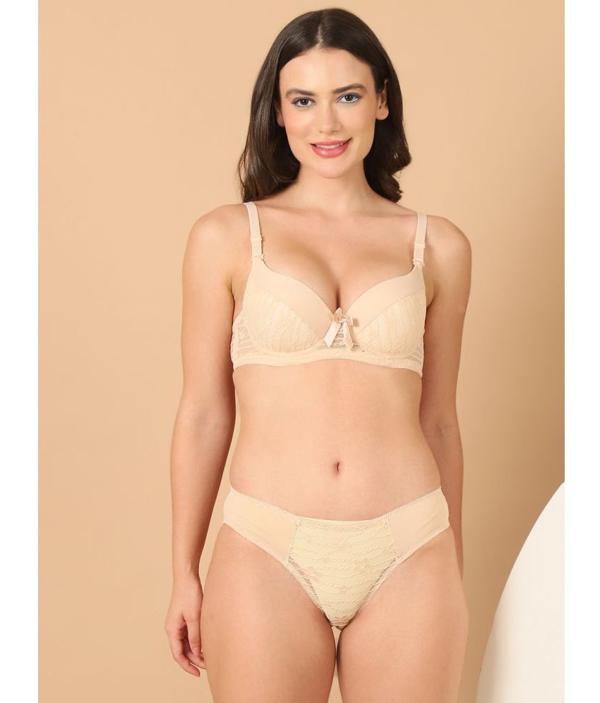     			PrettyCat Beige Hot Lingerie Lace Women's Bra & Panty Set ( Pack of 1 )