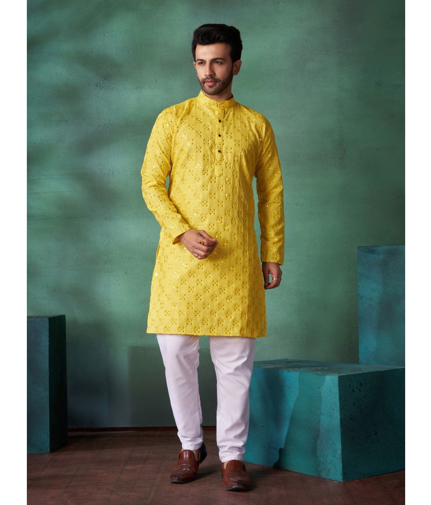     			Fashionfricks Yellow Cotton Blend Regular Fit Men's Kurta Pyjama Set ( Pack of 1 )