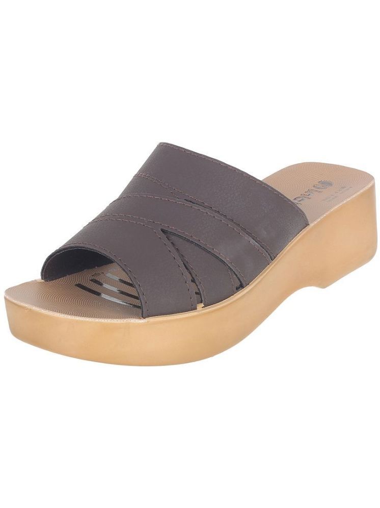     			Inblu Brown Women's Flats