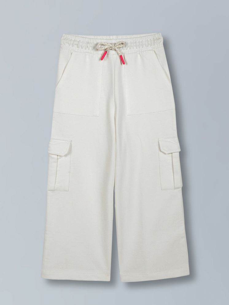     			Plum Tree Girls Wide leg Relaxed Cargo Trouser - Beige