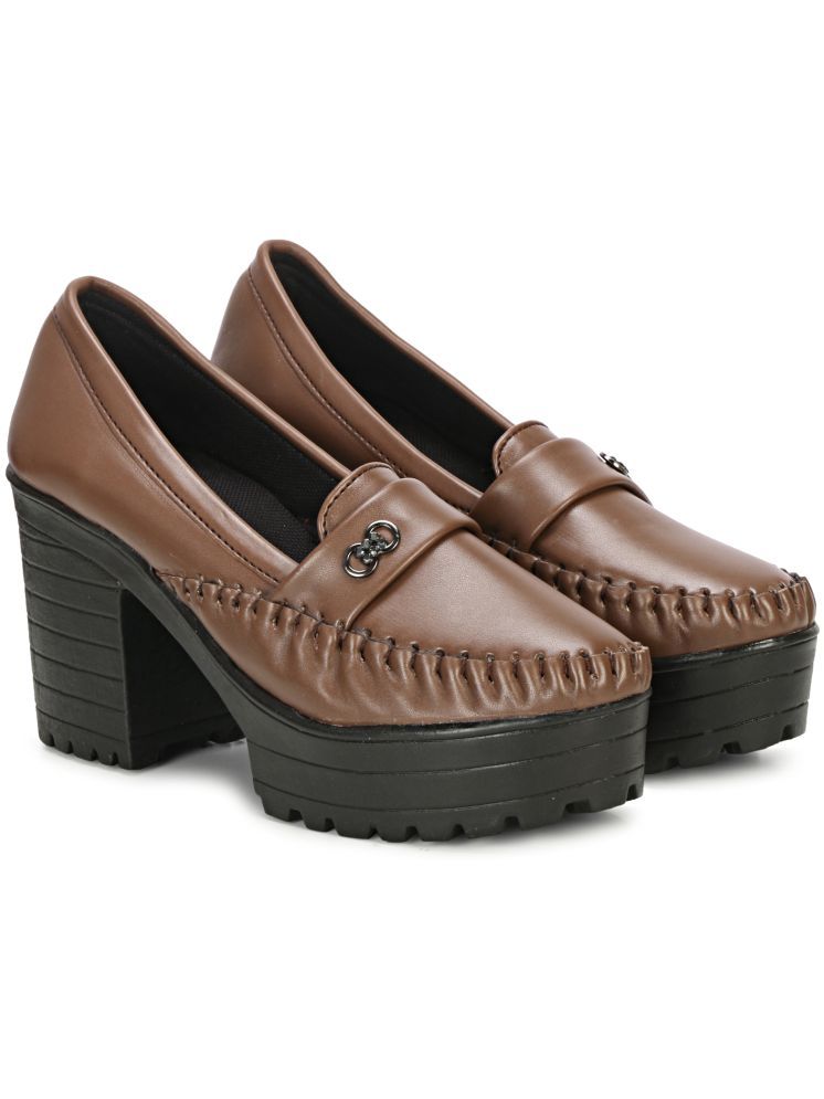     			Commander Shoes Brown Women's Slip On Heels