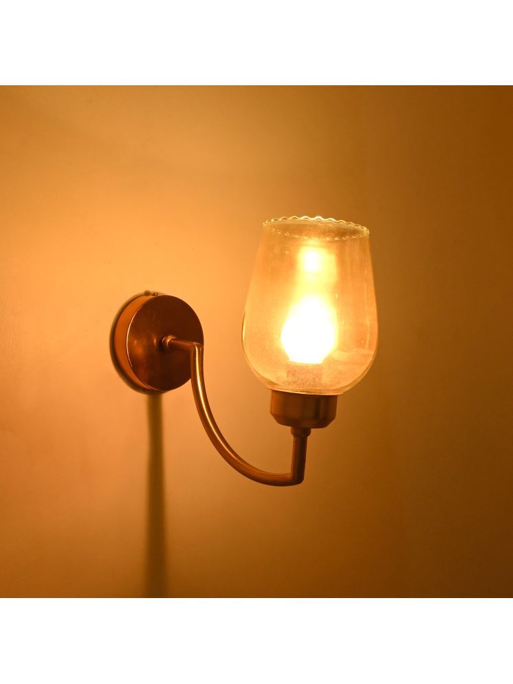     			1st Time Gold Up Light Wall Lamp ( Pack of 1 )