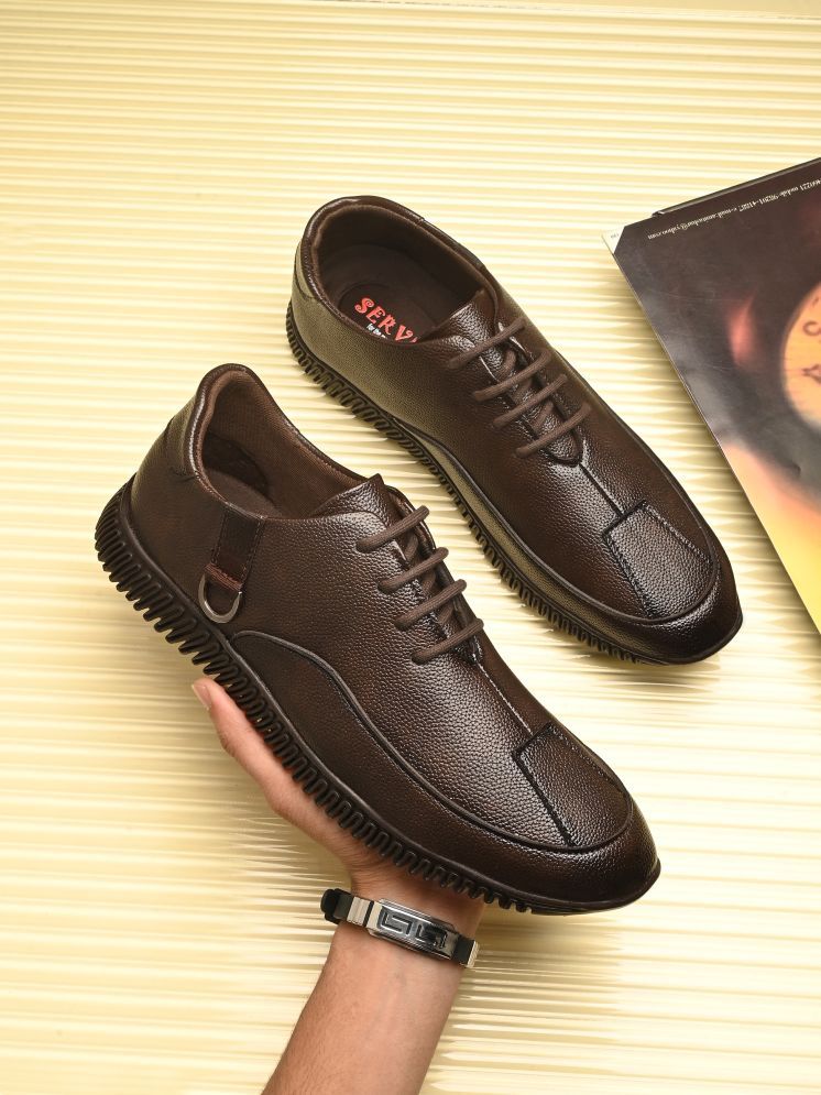     			server Casual shoe for Men Brown Men's Outdoor Shoes