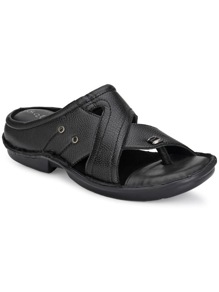     			softio Black Men's Leather Slipper