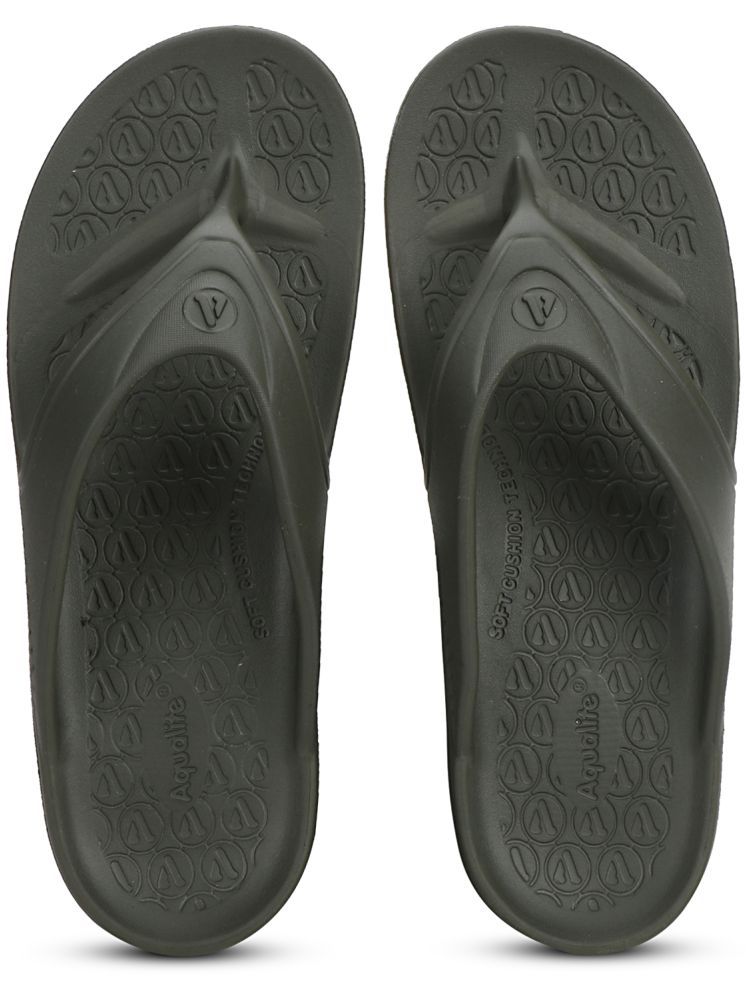     			Aqualite Black Men's Daily Slipper