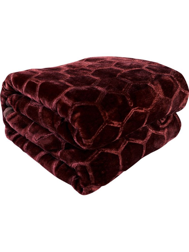     			FuzzyNest Mink Floral Single Bed Blanket ( 215 cm x 160 cm ) - Maroon ( Pack of 1 )