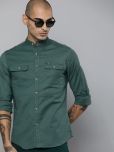 The Indian Garage Co Men Green Solid Casual Shirt